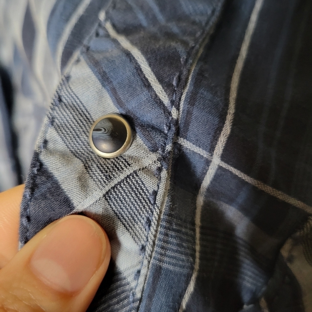 Wrangler Blue Plaid Pearl Snap Long Sleeve Shirt - Picture 3 of 4
